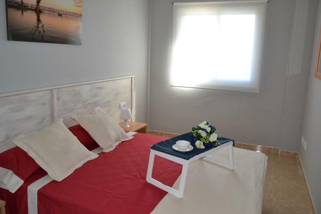 Lovely Familiar Apartment With Pool In Cap Salou Kültér fotó